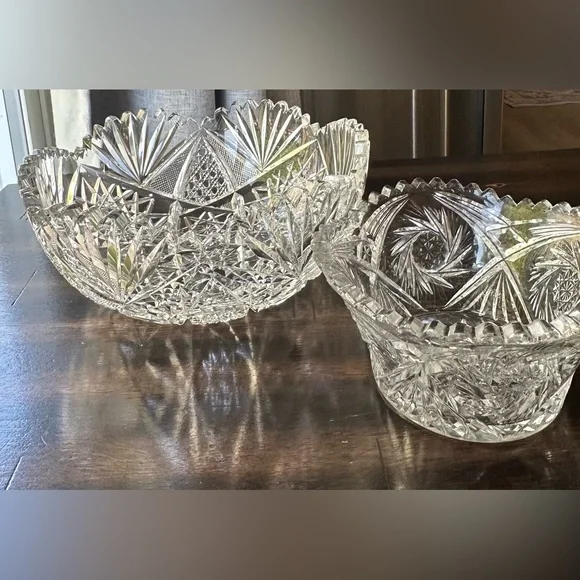 Source Unknown Clear Glass Decorative Bowls - Picture 2 of 5